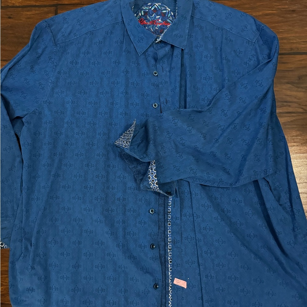 Robert Graham Blue Patterned Casual Button-Down Shirt